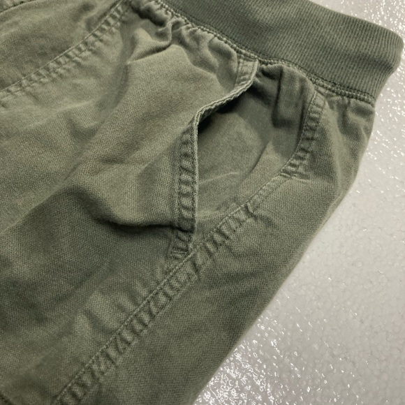GAP women’s Dark Green Joggers - Picture 3 of 7
